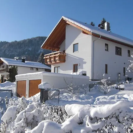 Haus Rosengarten 公寓